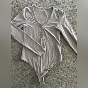 Long sleeve Abercrombie bodysuit